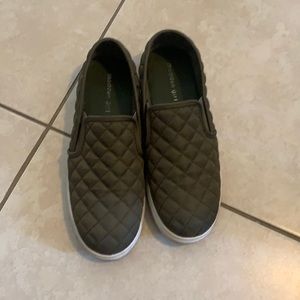 I’m good condition worn a few times